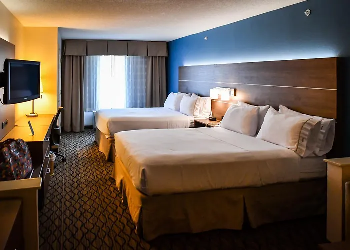 Holiday Inn Express Hotel & Suites - Concord By Ihg